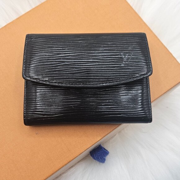 ❗SOLD❗Louis Vuitton Black Epi Compact Wallet - Picture 1 of 13